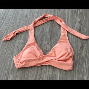 BRAND NEW- Cupshe bathing suit top (size M)